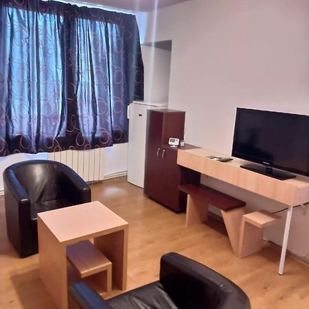Central Best Cozy In Apartment Bucharest Exterior photo